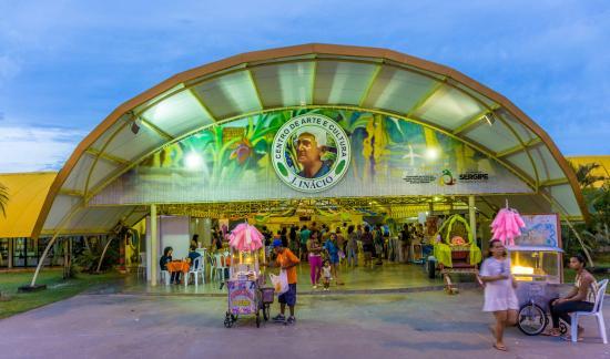 Centro de Arte e Cultura J. Inácio
