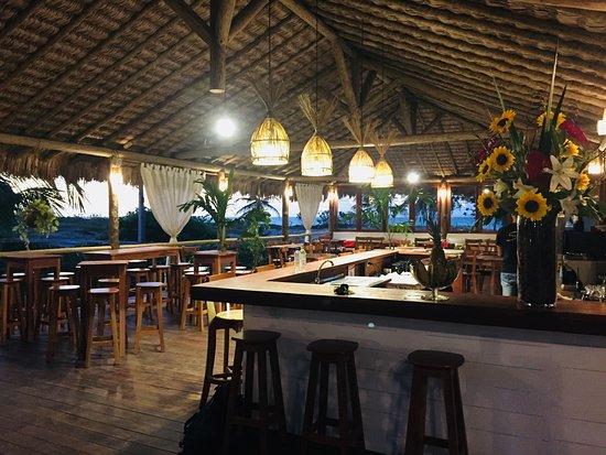 Pais Tropical Restaurante